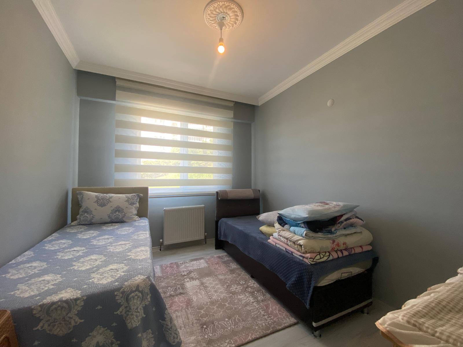 FATİH MAH. AYGÜZEL SİTESİNE 1. KAT 3+1 ACİL SATILIK DAİRE